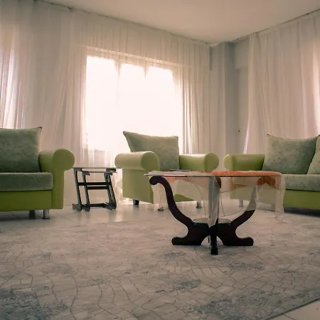 Appartement Ege'nin Tam Ortasi Ortaca!
